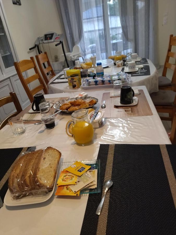 Bed and Breakfast Esprit Etape Saint-Barthelemy-de-Vals Екстер'єр фото